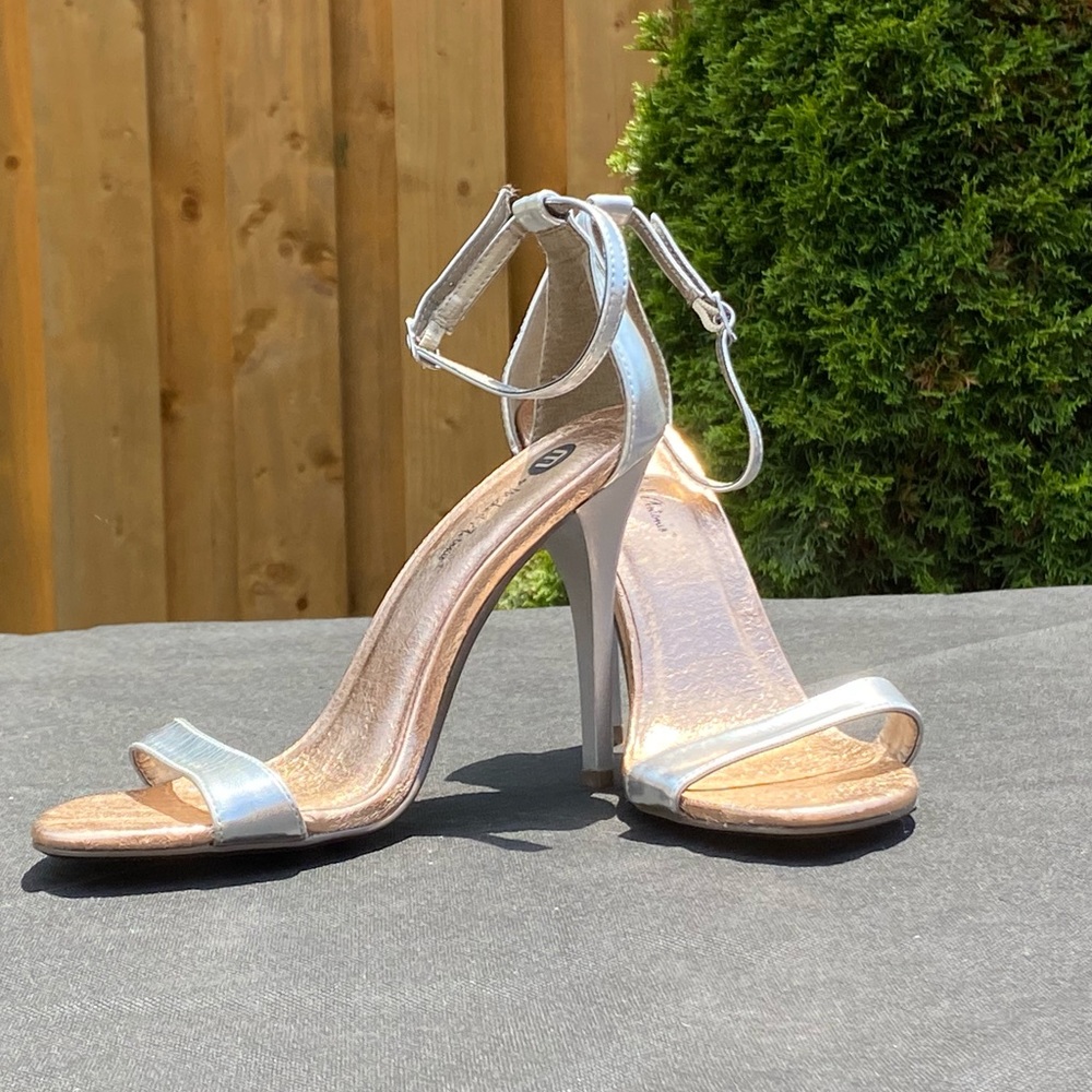 Silver Heeled Sandals - Michael Antonio Sz. US 9